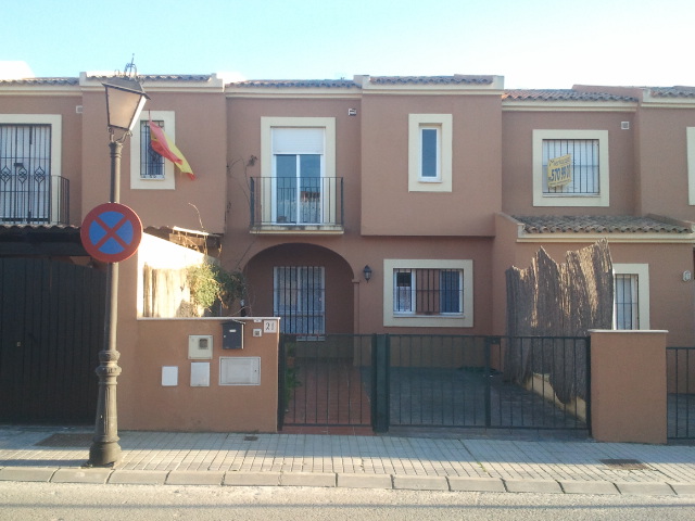 CASA EN ALMADEN DE LA PLATA casa en almaden de la plata: