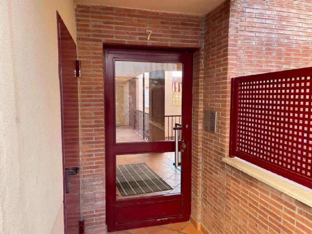 Piso de banco en Granada en