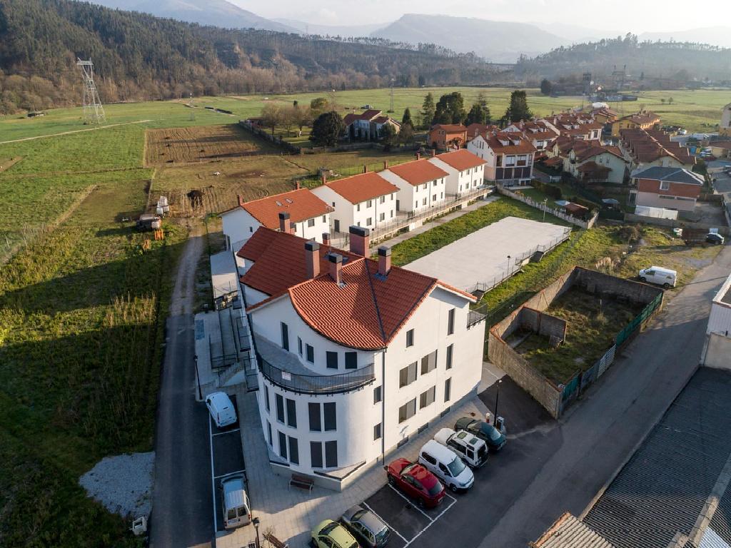 RESIDENCIAL MIRADOR DEL SAJA (CANTABRIA) (Cabezon De La Sal)