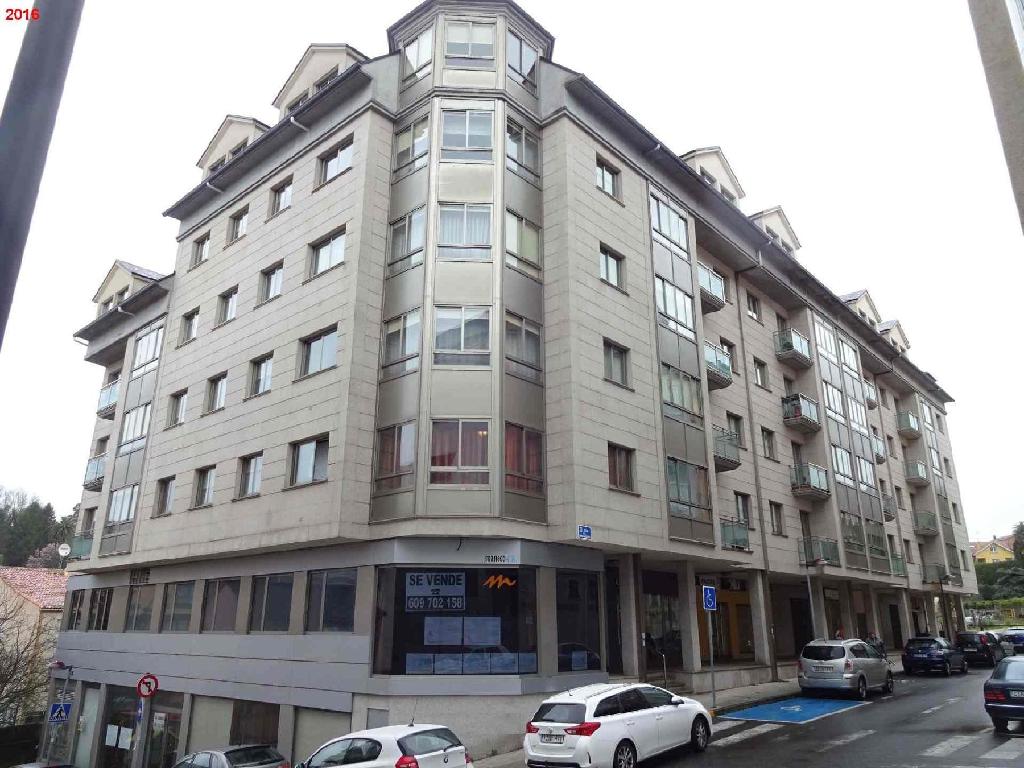 LOCALES CENTRO CAMBRE (Cambre)
