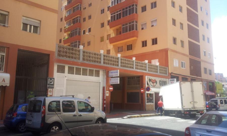 GARAJE MADERA Y CORCHO (Las Palmas De Gran Canaria)