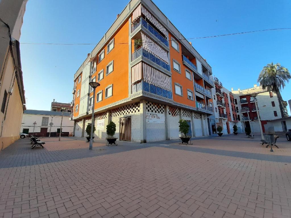 VIVIENDA Y LOCAL EN MURCIA (Murcia)