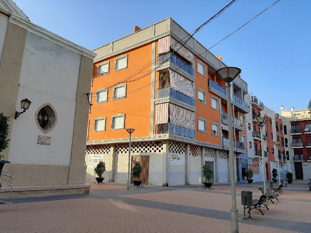 VIVIENDA Y LOCAL EN MURCIA (Murcia)