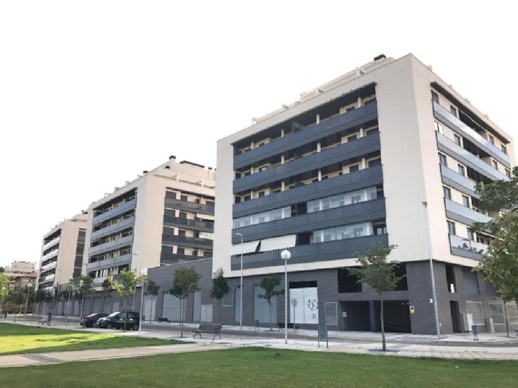 2 LOCALES Y 19 GARAJES EN HUESCA (Huesca)