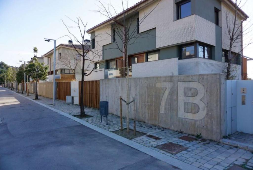 TERRASSA VILLAGES  (Terrassa)