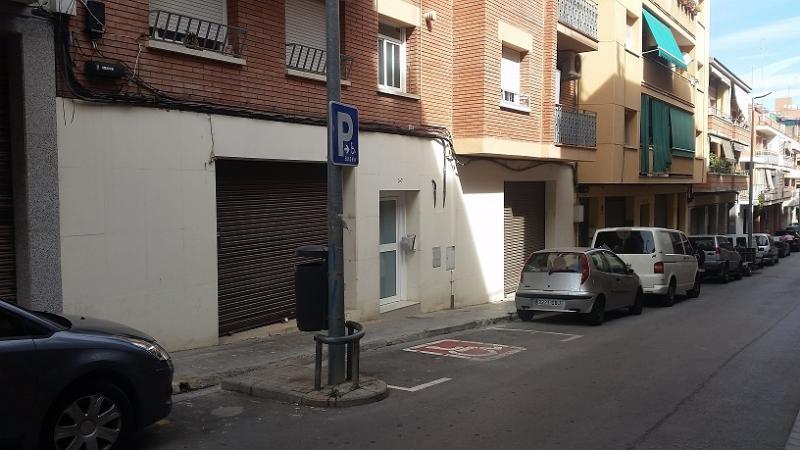 LOCALES COMERCIALES PELAI 5 (Castelldefels)