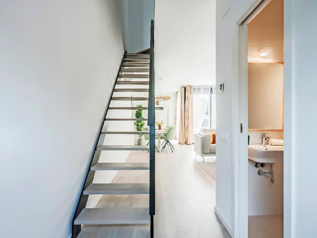 RESIDENCIAL VALLESA NATURA-Leliana