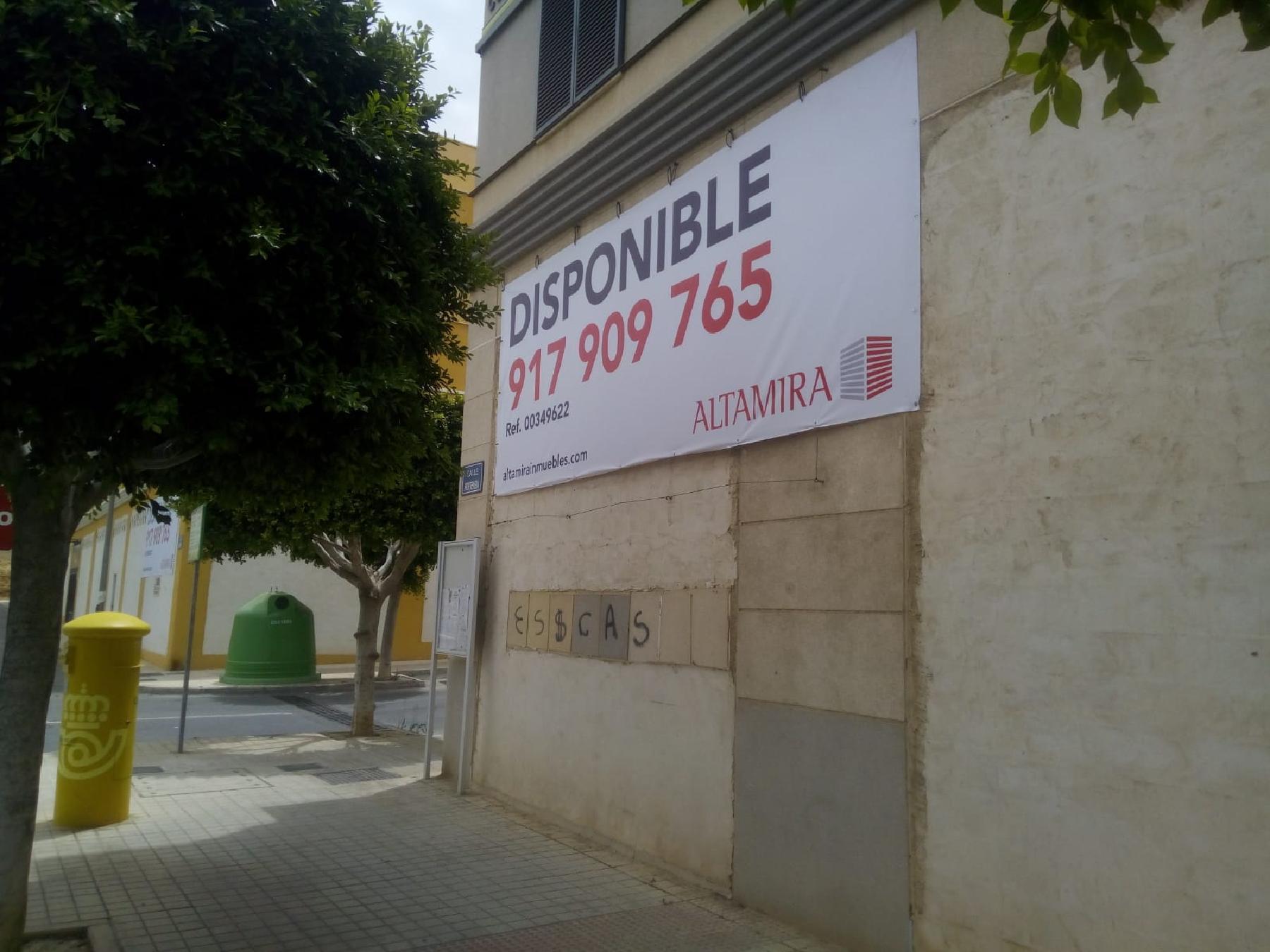 Premise Comercial in Benahadux