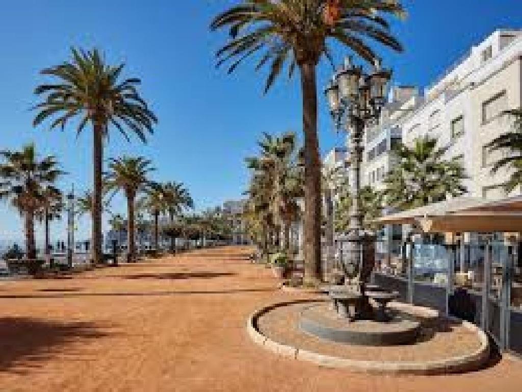 FREDERIC MISTRAL  (Lloret De Mar)
