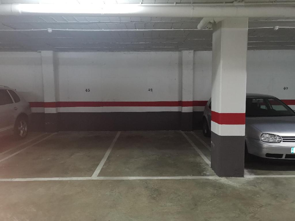 2 GARAJES Y 1 LOCAL EN TOMARES (SEVILLA) (Sevilla)