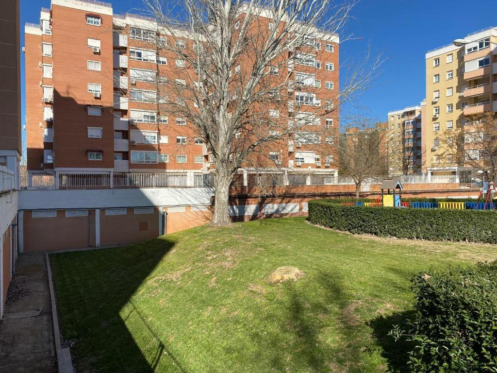 NUEVO VERSALLES 22 (Fuenlabrada)