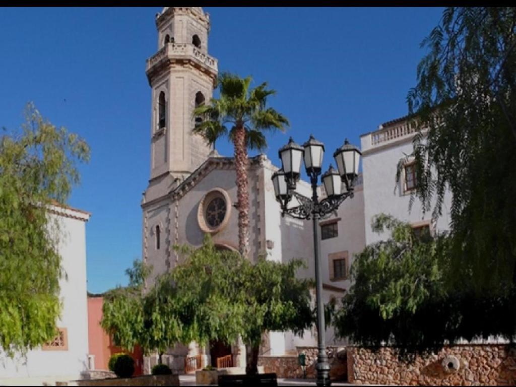 TORREDEMBARRA  (Roda De Bara)
