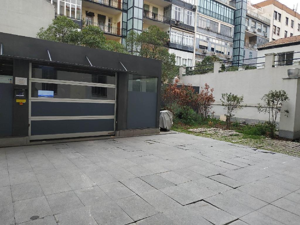 Garaje de banco en Madrid en venta, 00800898 - Altamira Inmuebles