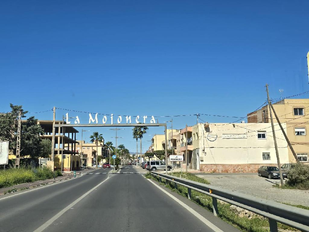 La Mojonera