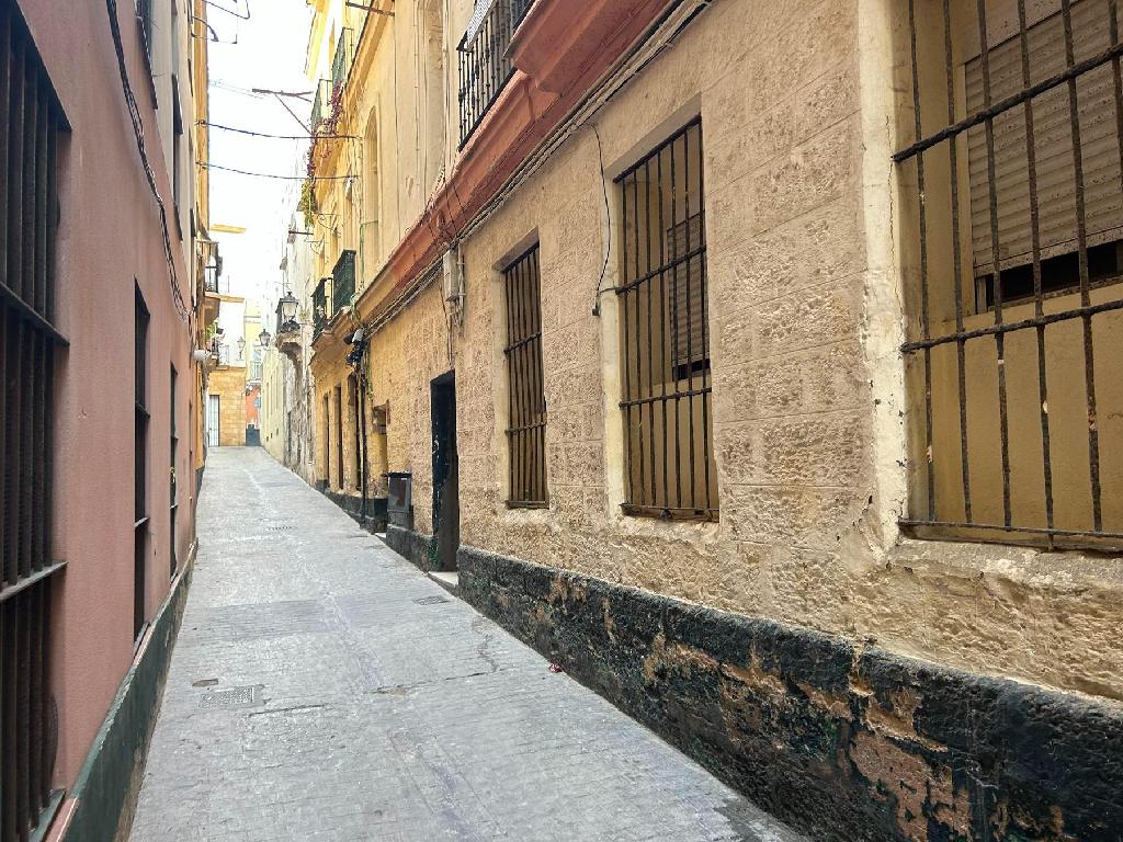 Cadiz