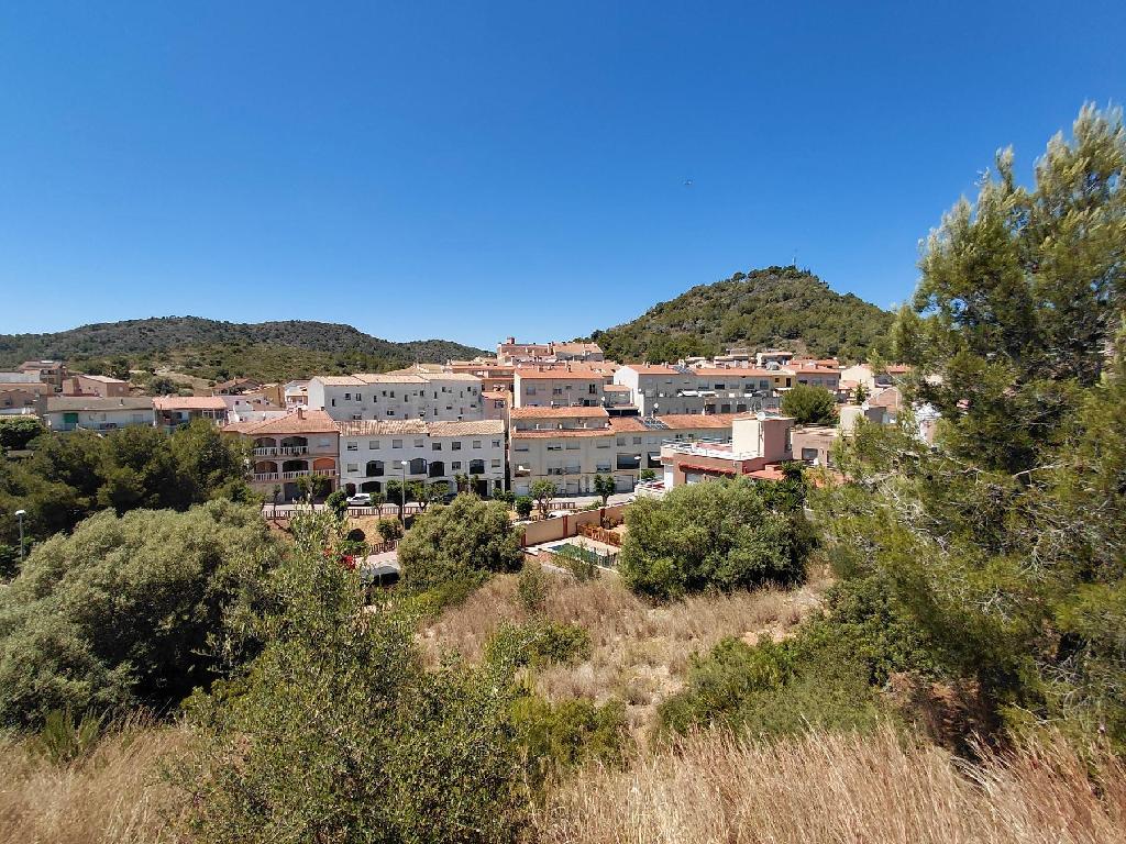 Suelo situado en Roda de Ber&agrave; (Roda De Bara)