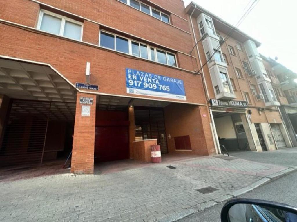 ALEJANDRO SANCHEZ  (Madrid)